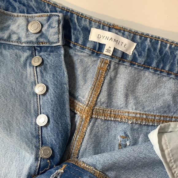 DYNAMITE ethos Jean short - Picture 2 of 7